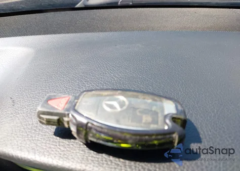 2012 Mercedes-Benz C 300 Luxury 4Matic/Sport 4Matic from USA, damaged, VIN WDDGF8BBXCF913589